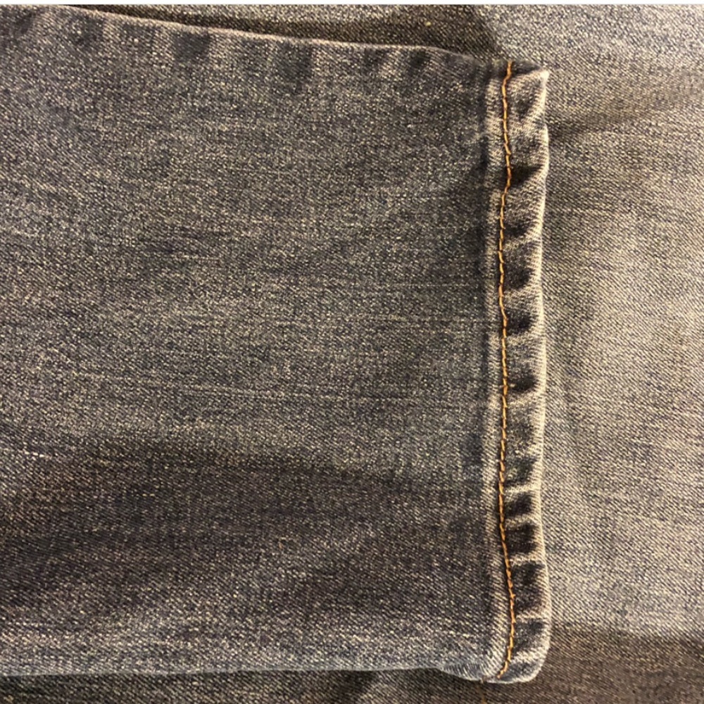 Jeans - Picture 2 of 3